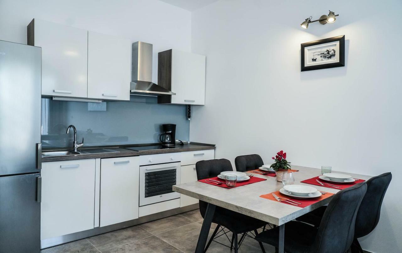 Home Away From Home With Outdoor Pool, Botanical Garden And A Beautiful Sea View Kaštela 외부 사진
