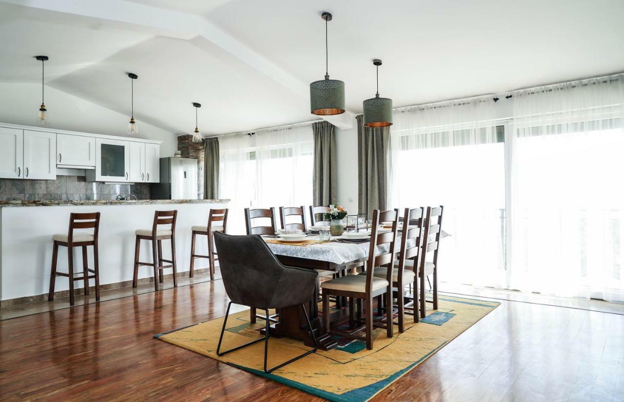 Home Away From Home With Outdoor Pool, Botanical Garden And A Beautiful Sea View Kaštela 외부 사진